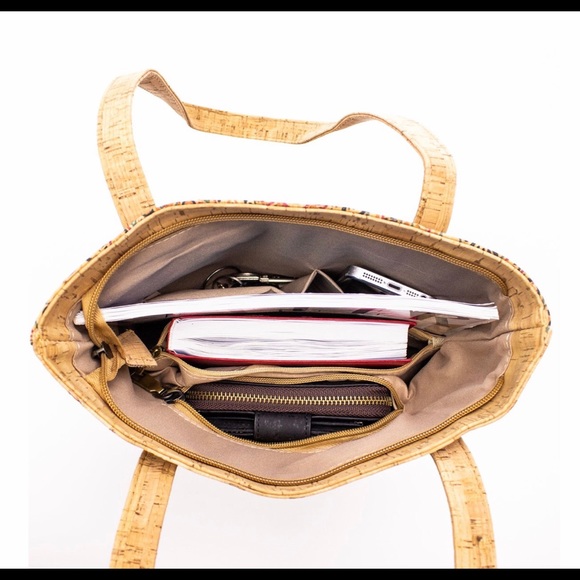 Eco-Friendly Cork Tote Bag - Picture 3 of 3